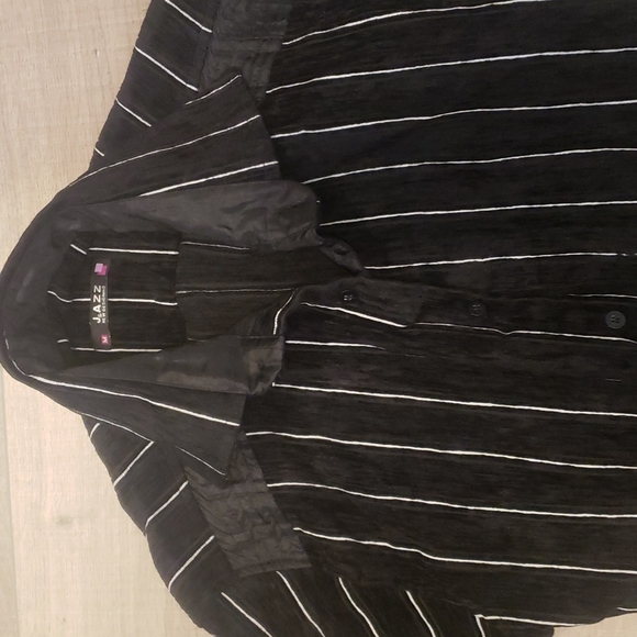 Men button down shirt - Picture 4 of 4